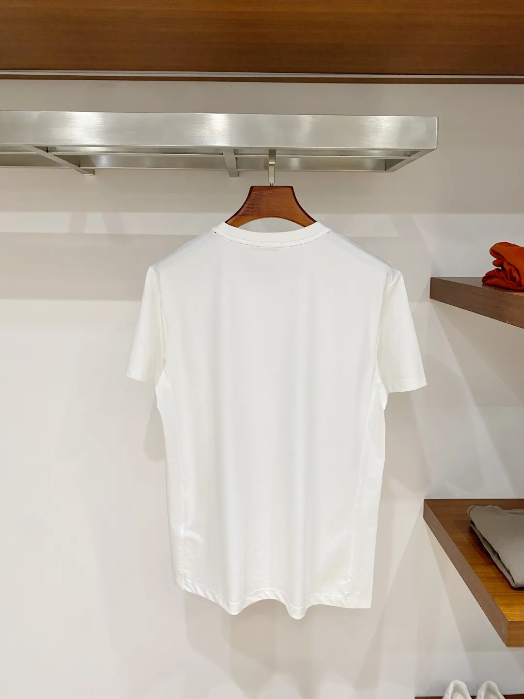 Moncler T 26s New Arrival Supima 210 ， ， + ， ， ， ， ， Breathable， ！ ， ， ，Series ， 5 ， ， 100 ， 1% . Versatile， 。 Breathable， ：White// /Light Green /Khaki / /Black Sizes：M-3XL Size ：178-130 L